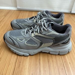 Axel Arigato Marathon Runner Sneakers Gray Leather Mesh Men’s Size 11